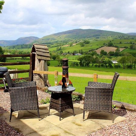 Llanrhaeadr-ym-Mochnant The Retreat 빌라 외부 사진