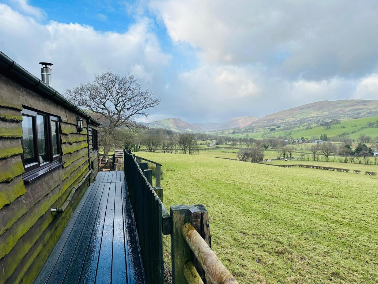 Llanrhaeadr-ym-Mochnant The Retreat 빌라 외부 사진