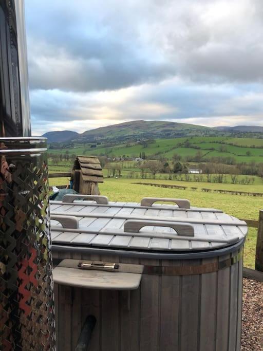 Llanrhaeadr-ym-Mochnant The Retreat 빌라 외부 사진