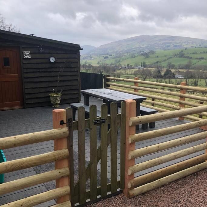 Llanrhaeadr-ym-Mochnant The Retreat 빌라 외부 사진